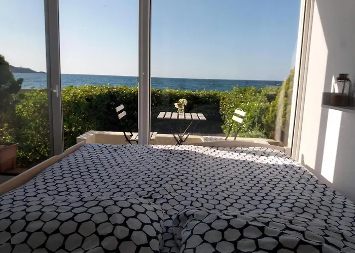 Studio, Front De Avec Parking Prive *