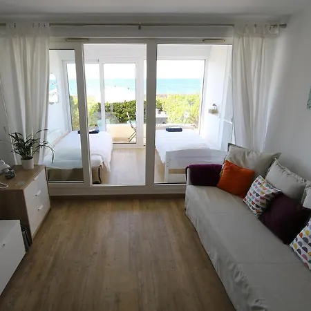 Studio, Front De Avec Parking Prive Daire