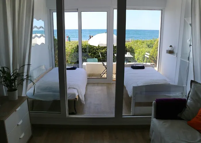 Studio, Front De Avec Parking Prive